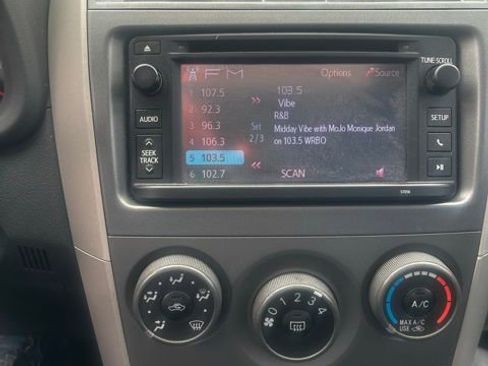 Used 2013 Toyota Corolla S w/ Premium Pkg image 15