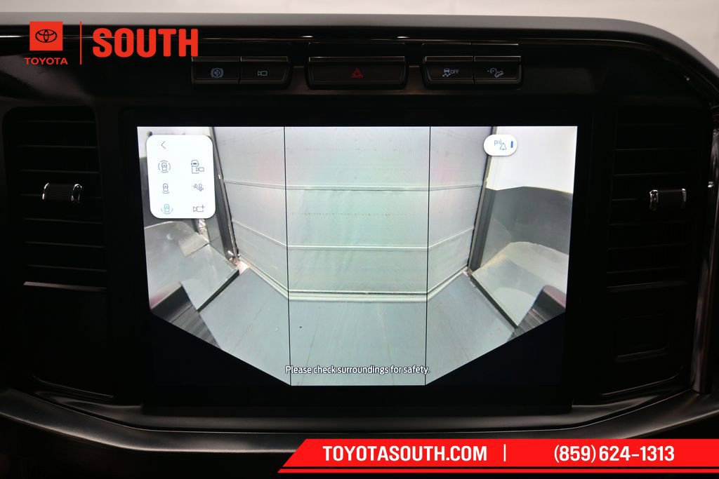 Used 2023 Ford F250 Lariat w/ Chrome Package AWD/4WD image 20