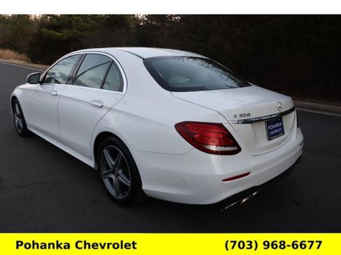 Used 2017 Mercedes-Benz E 300 Sport image 5