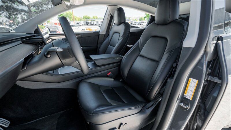 Used 2022 Tesla Model Y Performance AWD/4WD image 15