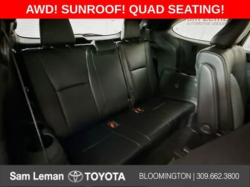 Used 2022 Toyota Highlander XSE image 27