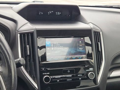 Used 2020 Subaru Forester Premium image 25