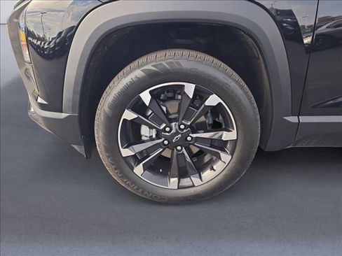 Used 2025 Chevrolet Equinox RS image 9