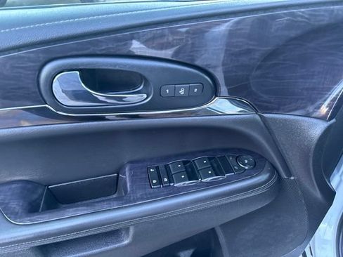 Used 2017 Buick Enclave Leather AWD/4WD image 14