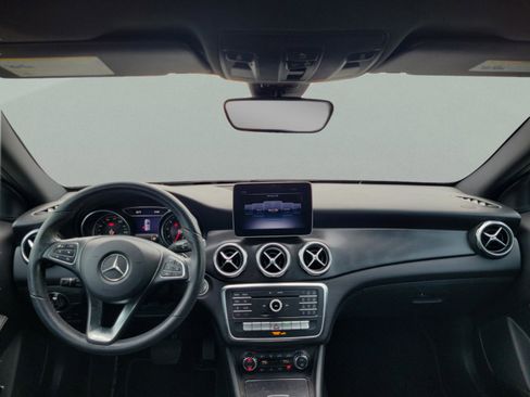 Certified 2019 Mercedes-Benz GLA 250 4MATIC image 12