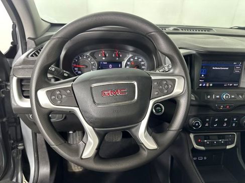 Used 2023 GMC Terrain SLE image 14