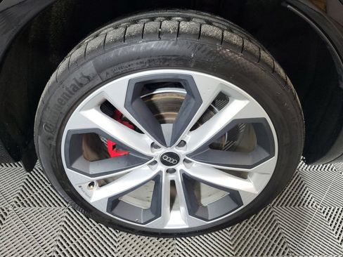Used 2025 Audi Q5 2.0T Premium Plus w/ Premium Plus Package AWD/4WD image 11