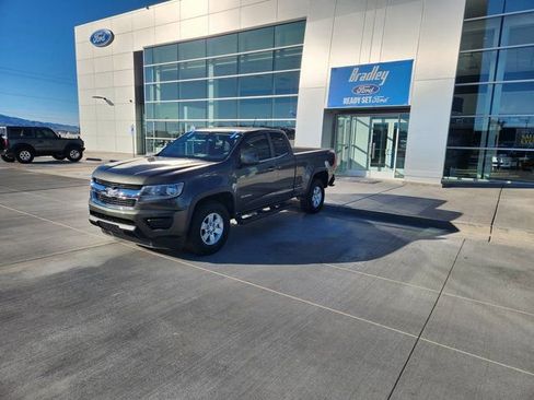 Used 2018 Chevrolet Colorado W/T w/ WT Convenience Package image 1