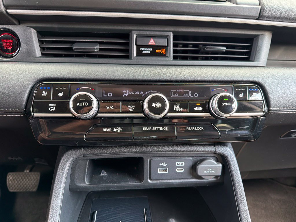 Used 2023 Honda Pilot Elite image 12