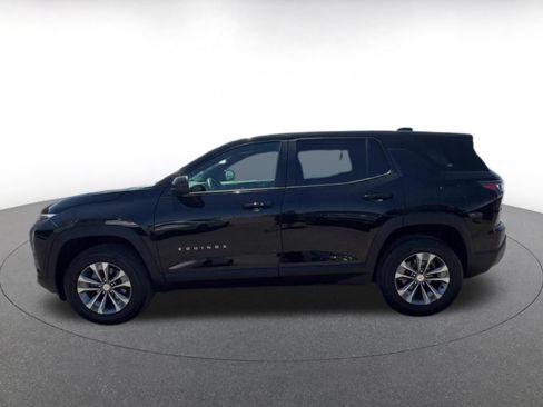 Used 2025 Chevrolet Equinox LT FWD image 9