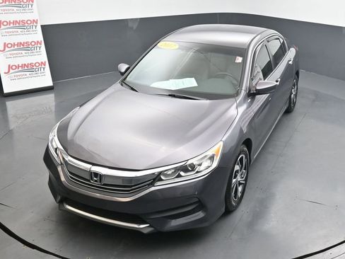 Used 2017 Honda Accord LX image 26