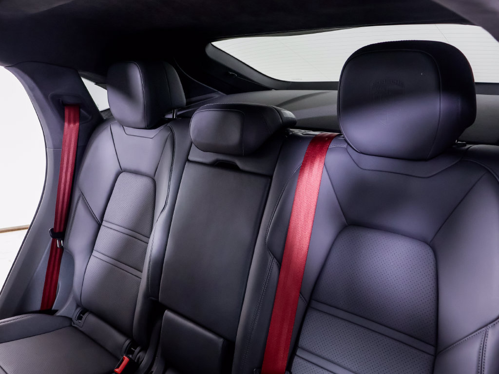 Certified 2023 Porsche Cayenne GTS w/ Premium Package Plus AWD/4WD image 11