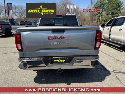 New 2026 GMC Sierra 1500 SLE w/ Preferred Package image 4
