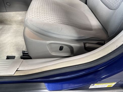 Used 2006 Chevrolet Malibu LT image 24