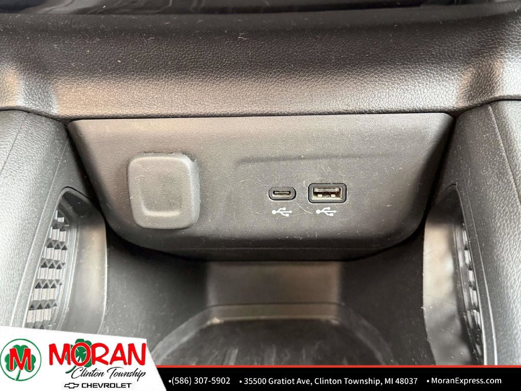 Used 2025 Chevrolet TrailBlazer LT AWD/4WD image 28