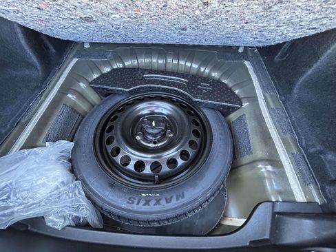 Used 2024 Chevrolet Malibu LT image 16