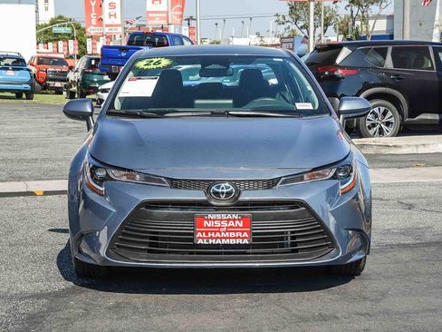 Used 2026 Toyota Corolla LE FWD image 3