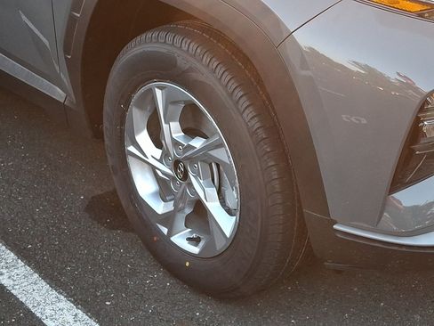 Certified 2024 Hyundai Tucson SEL AWD/4WD image 6