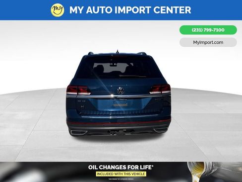Used 2023 Volkswagen Atlas SE w/ Black Wheel Package AWD/4WD image 6