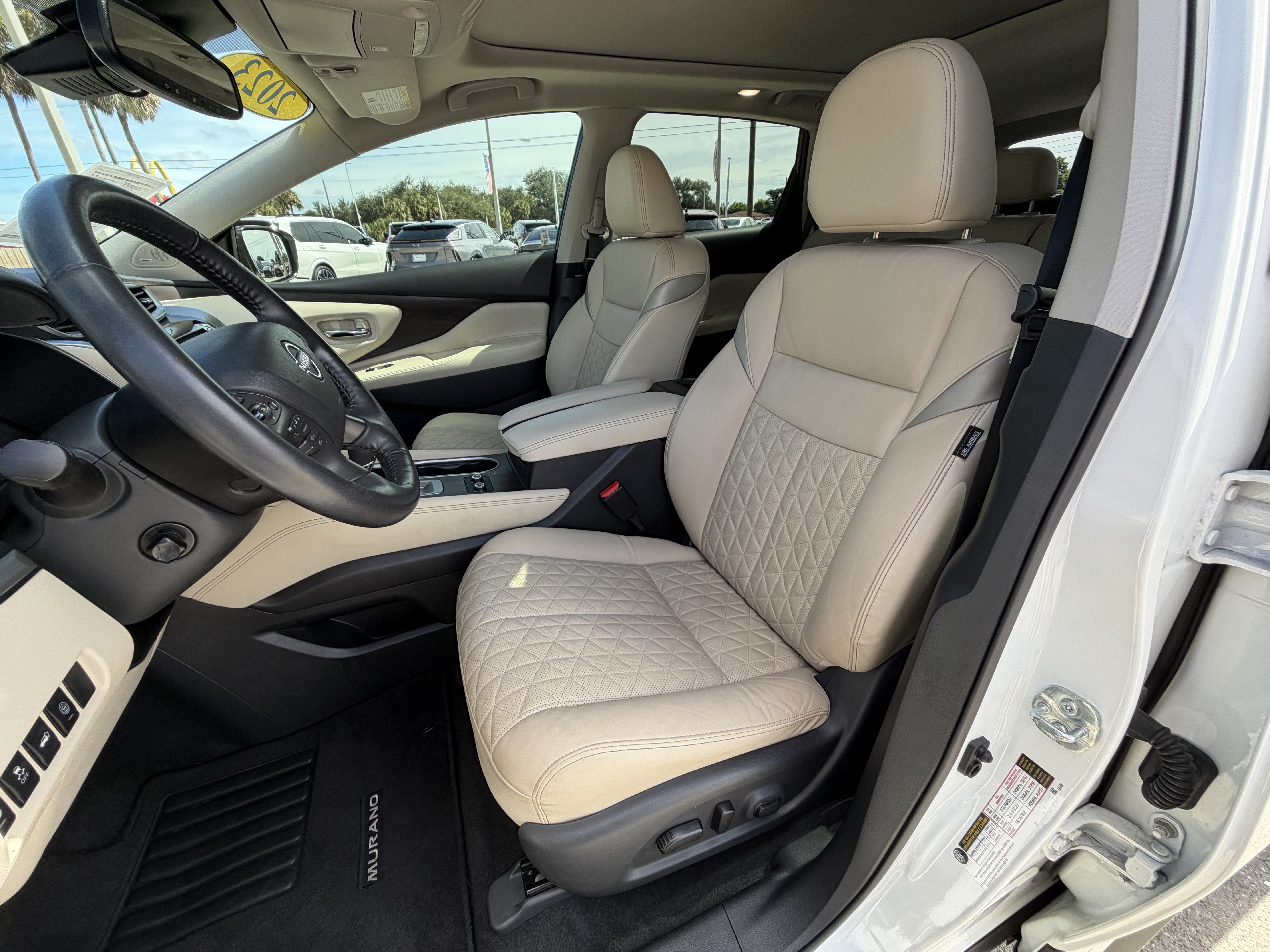 Used 2023 Nissan Murano Platinum w/ Cargo Package FWD image 13