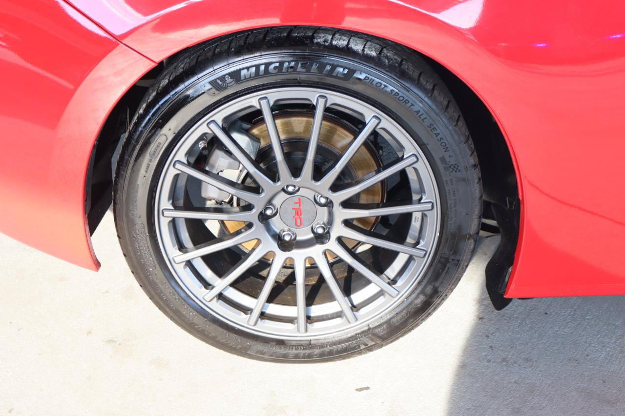 Used 2020 Toyota 86 RWD image 5