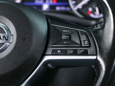 Used 2021 Nissan Sentra SV FWD image 14