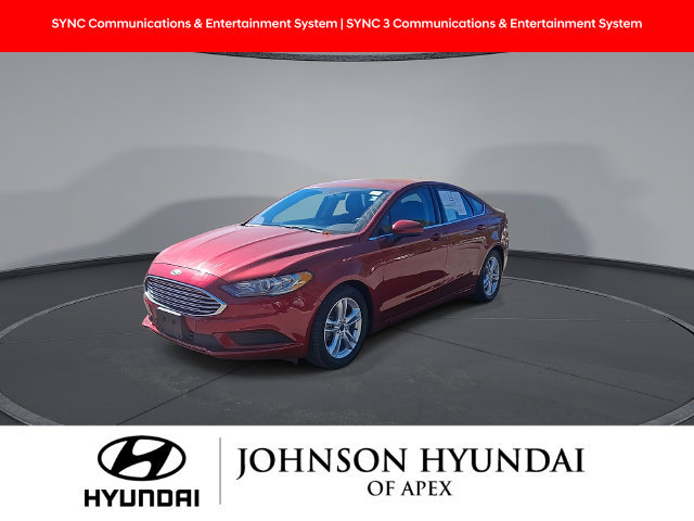 Used 2018 Ford Fusion SE w/ Fusion SE Technology Package FWD image 4