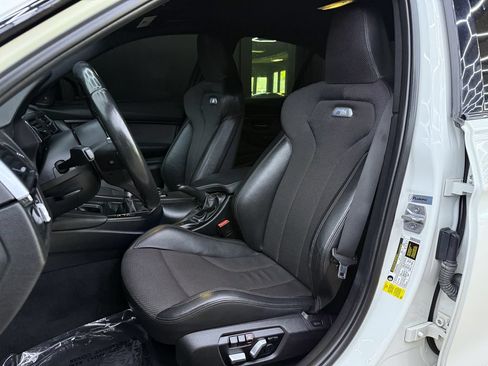 Used 2016 BMW M3 RWD image 14