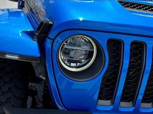 Used 2022 Jeep Gladiator Mojave w/ LED Lighting Group AWD/4WD image 27