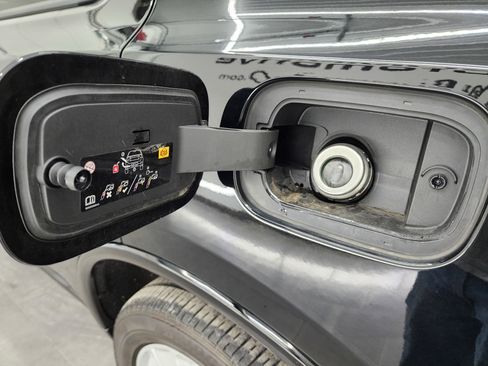 Used 2024 Dodge Durango GT image 30