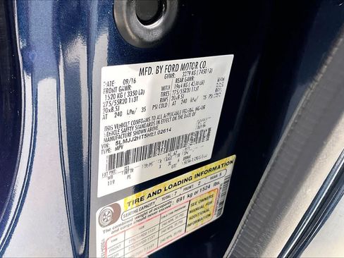 Used 2017 Lincoln Navigator Select RWD image 34