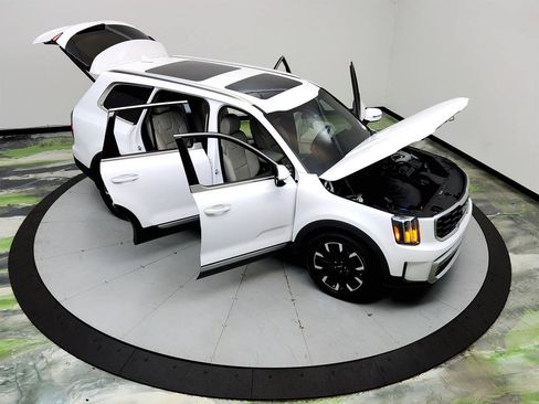 Used 2024 Kia Telluride SX FWD image 39