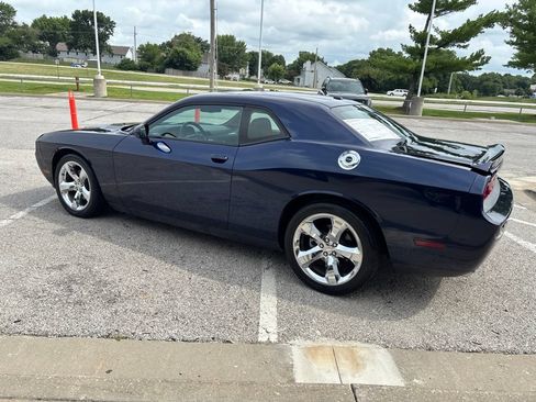 Used 2013 Dodge Challenger SXT w/ Super Sport Group RWD image 21