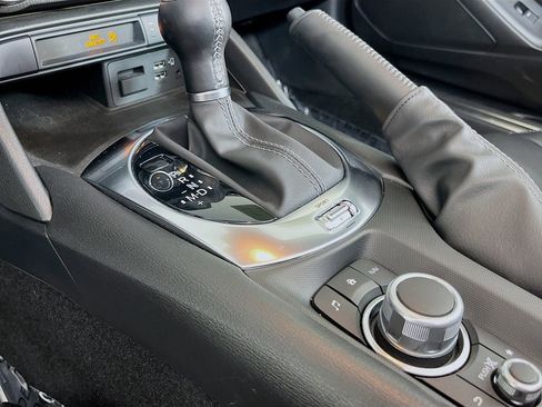 Used 2022 MAZDA MX-5 Miata Grand Touring RWD image 22