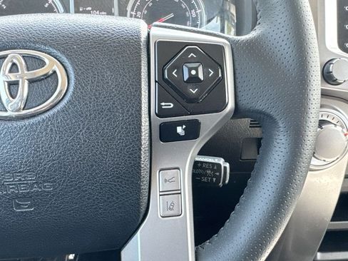Used 2022 Toyota 4Runner TRD Sport w/ Technology Package AWD/4WD image 22