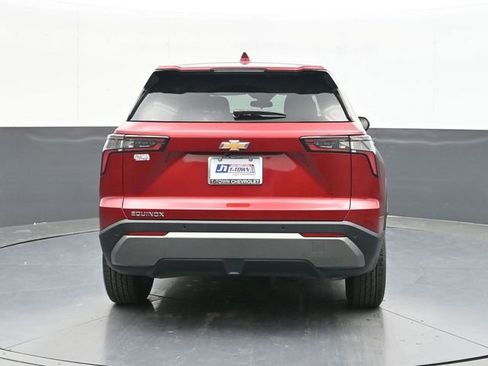 New 2026 Chevrolet Equinox LT FWD image 10