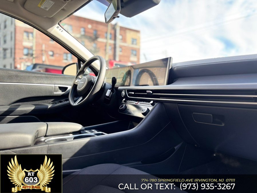 Used 2025 Hyundai Sonata SEL FWD image 14