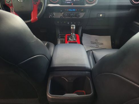 Used 2019 Toyota Tacoma SR5 image 16