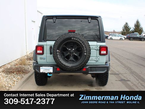 Used 2023 Jeep Wrangler Unlimited w/ Cold Weather Group image 5