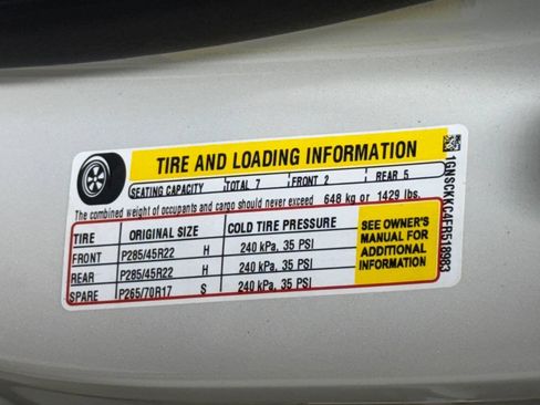 Used 2015 Chevrolet Suburban LTZ RWD image 85