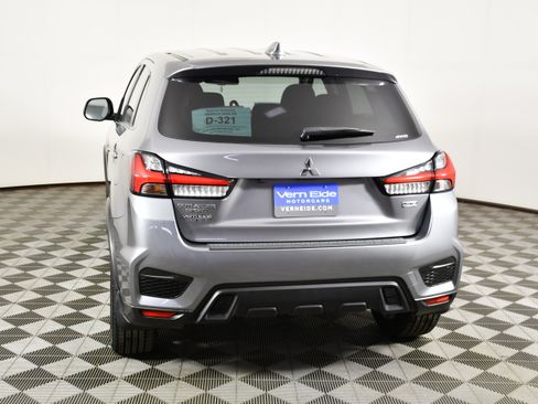 Used 2023 Mitsubishi Outlander Sport LE AWD/4WD image 7