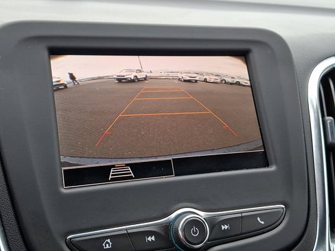 Certified 2023 Chevrolet Equinox LS w/ LS Convenience Package image 18