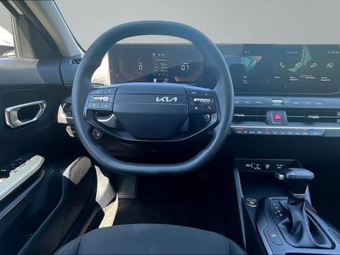 Used 2026 Kia K4 FWD image 8