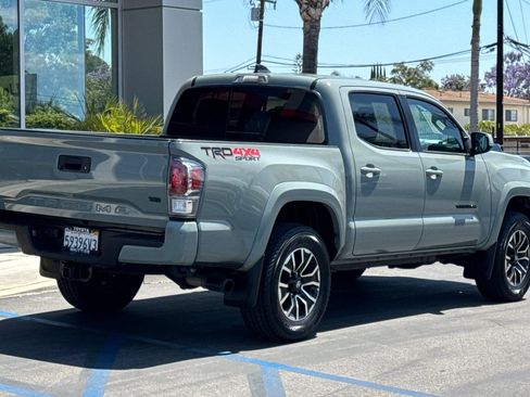 Used 2023 Toyota Tacoma TRD Sport w/ Black Out Package (TMS) AWD/4WD image 5