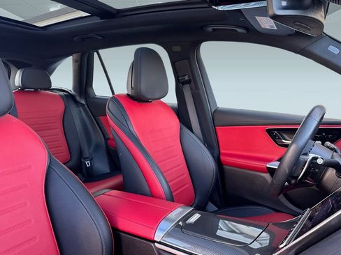 Certified 2024 Mercedes-Benz GLC 43 AMG 4MATIC image 31