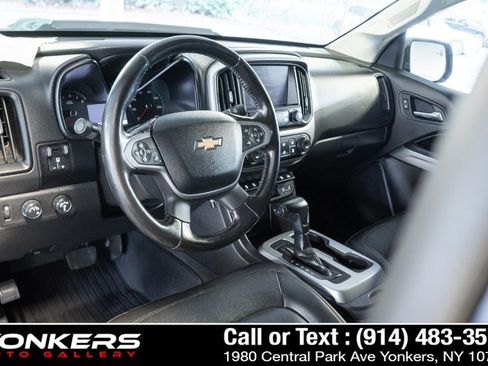 Used 2019 Chevrolet Colorado ZR2 w/ ZR2 Midnight Special Edition AWD/4WD image 15