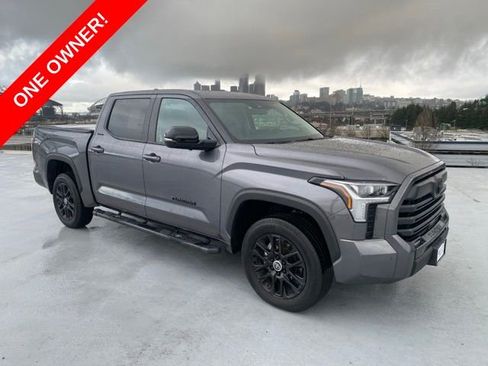 Used 2024 Toyota Tundra Limited image 1