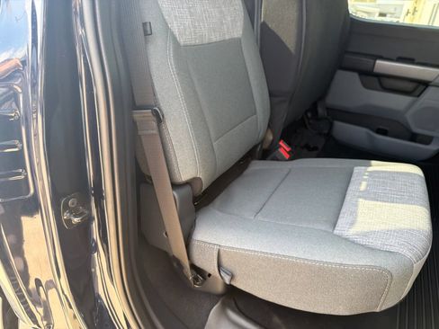 Used 2025 Ford F350 XLT AWD/4WD image 12