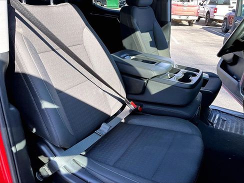 Used 2025 Chevrolet Silverado 1500 LT image 11