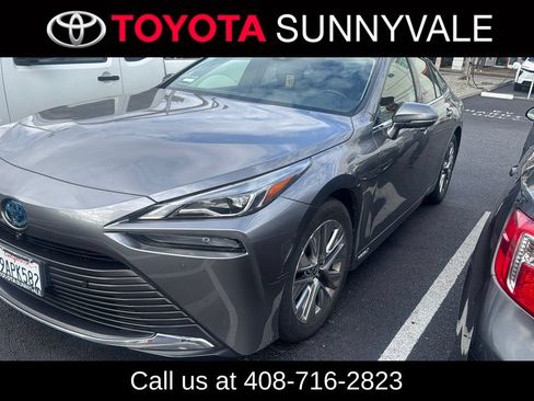 Used 2022 Toyota Mirai w/ Advanced Technology Package RWD image 1